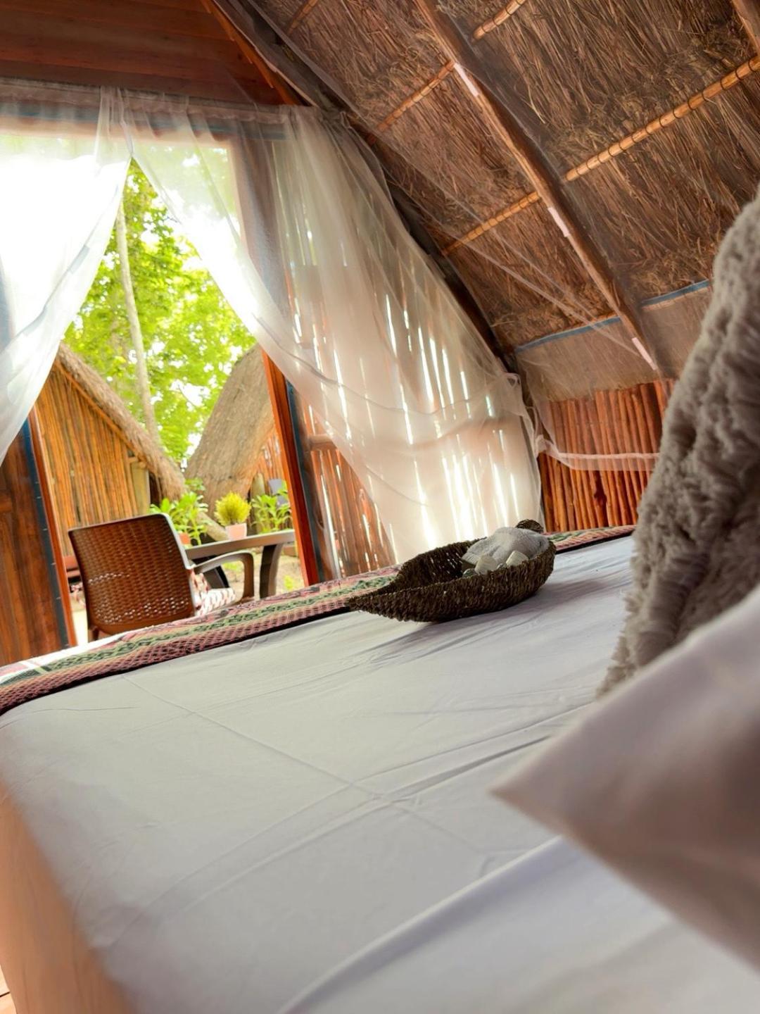 Hotel & Eco Cabanas Azul Maria Bacalar Exteriör bild